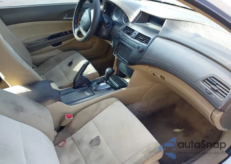 2010 Honda Accord 2.4 Lx-P z USA, uszkodzony, nr VIN 1HGCP2F44AA101375